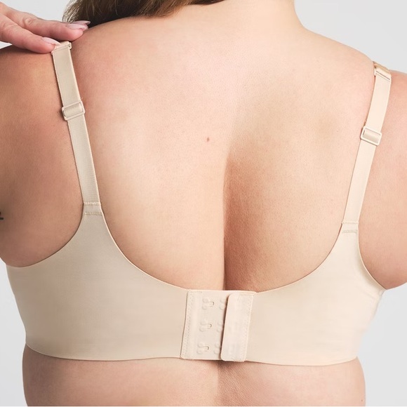 🍄‍🟫SKIMS Ultimate Nipple Push Up Bra in Sand - Picture 8 of 8